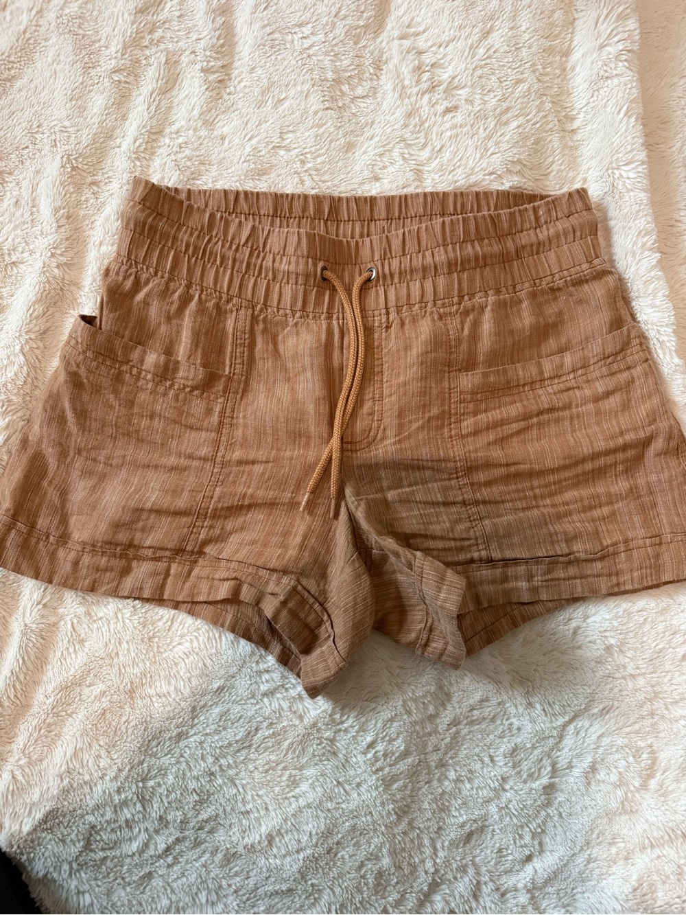 Athleta Cabo 100% Linen Shorts